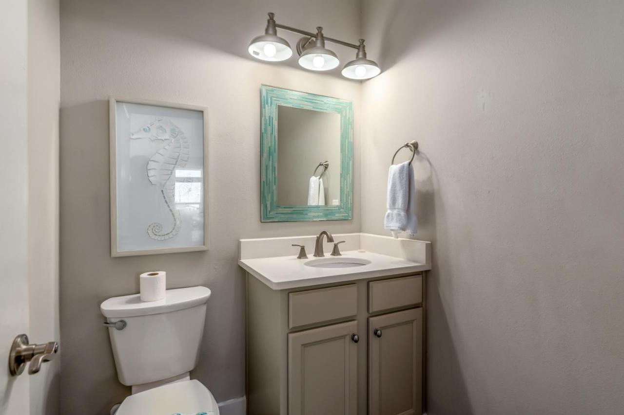 Island Time IV - Pet Friendly! Private Heated Gulf Facing Pool - Covered Porches And Sundecks - This Amazing Home Has It All! Home Dauphin Island Eksteriør billede