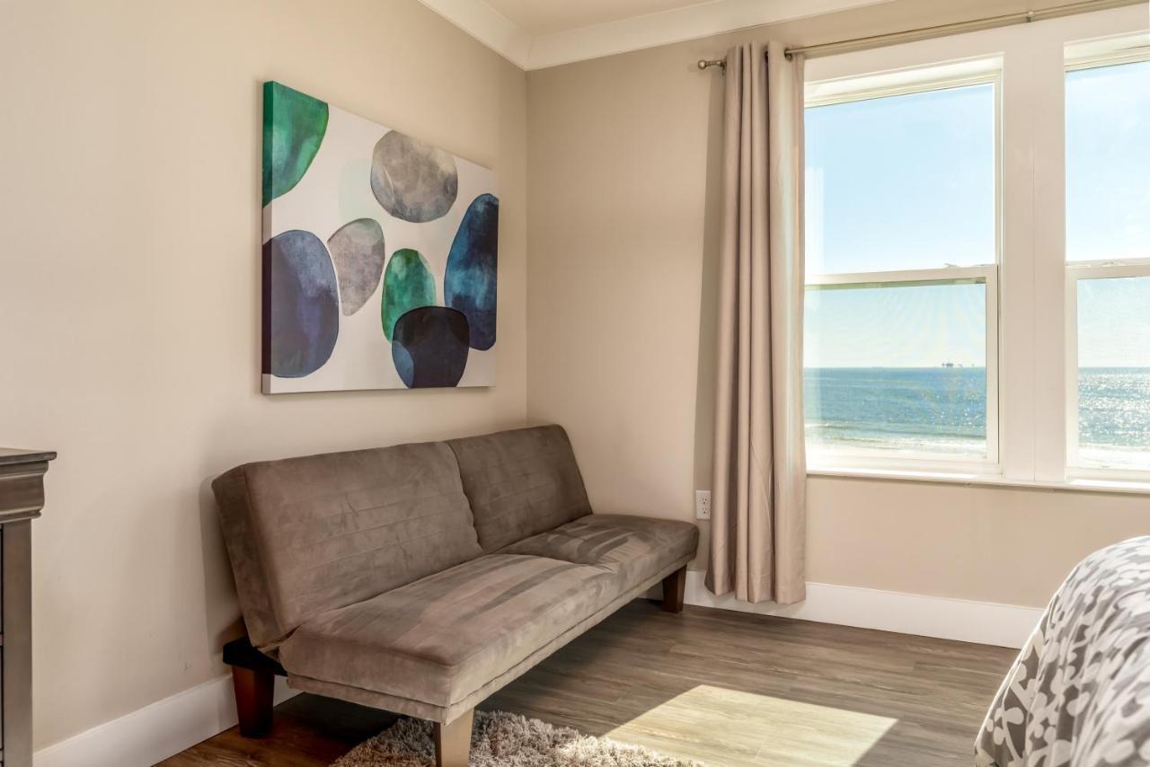 Island Time IV - Pet Friendly! Private Heated Gulf Facing Pool - Covered Porches And Sundecks - This Amazing Home Has It All! Home Dauphin Island Eksteriør billede
