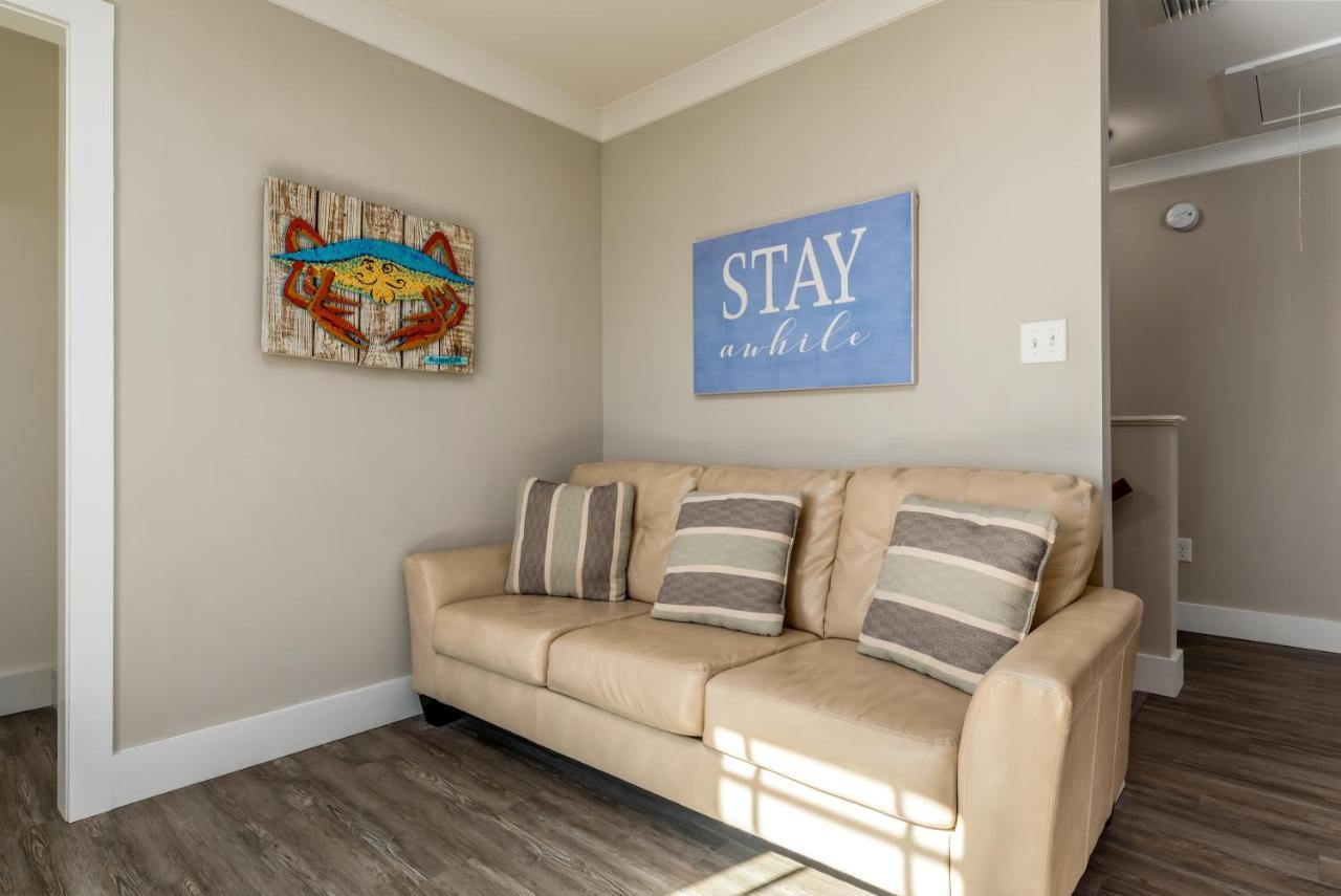 Island Time IV - Pet Friendly! Private Heated Gulf Facing Pool - Covered Porches And Sundecks - This Amazing Home Has It All! Home Dauphin Island Eksteriør billede