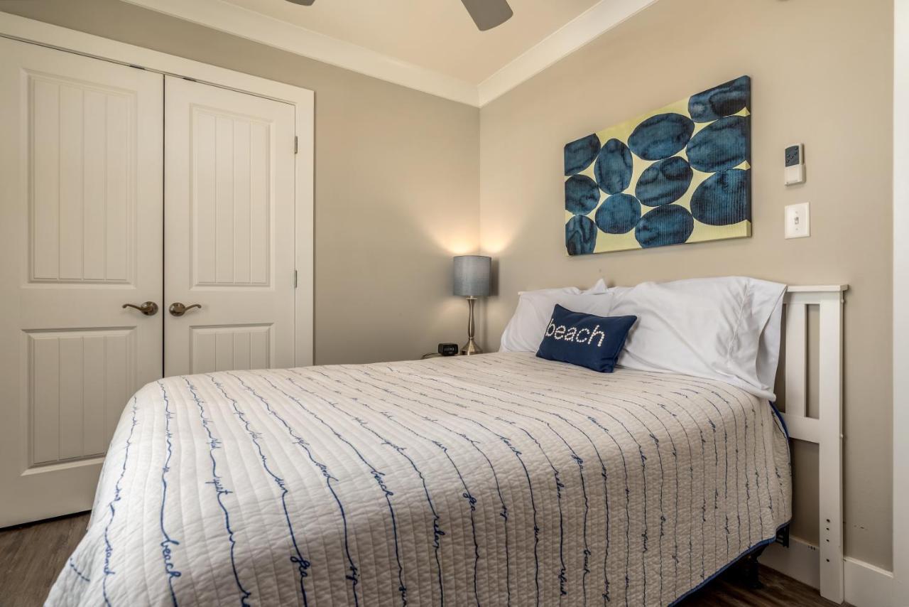 Island Time IV - Pet Friendly! Private Heated Gulf Facing Pool - Covered Porches And Sundecks - This Amazing Home Has It All! Home Dauphin Island Eksteriør billede